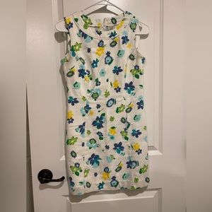 Gap women’s dress with flower pattern